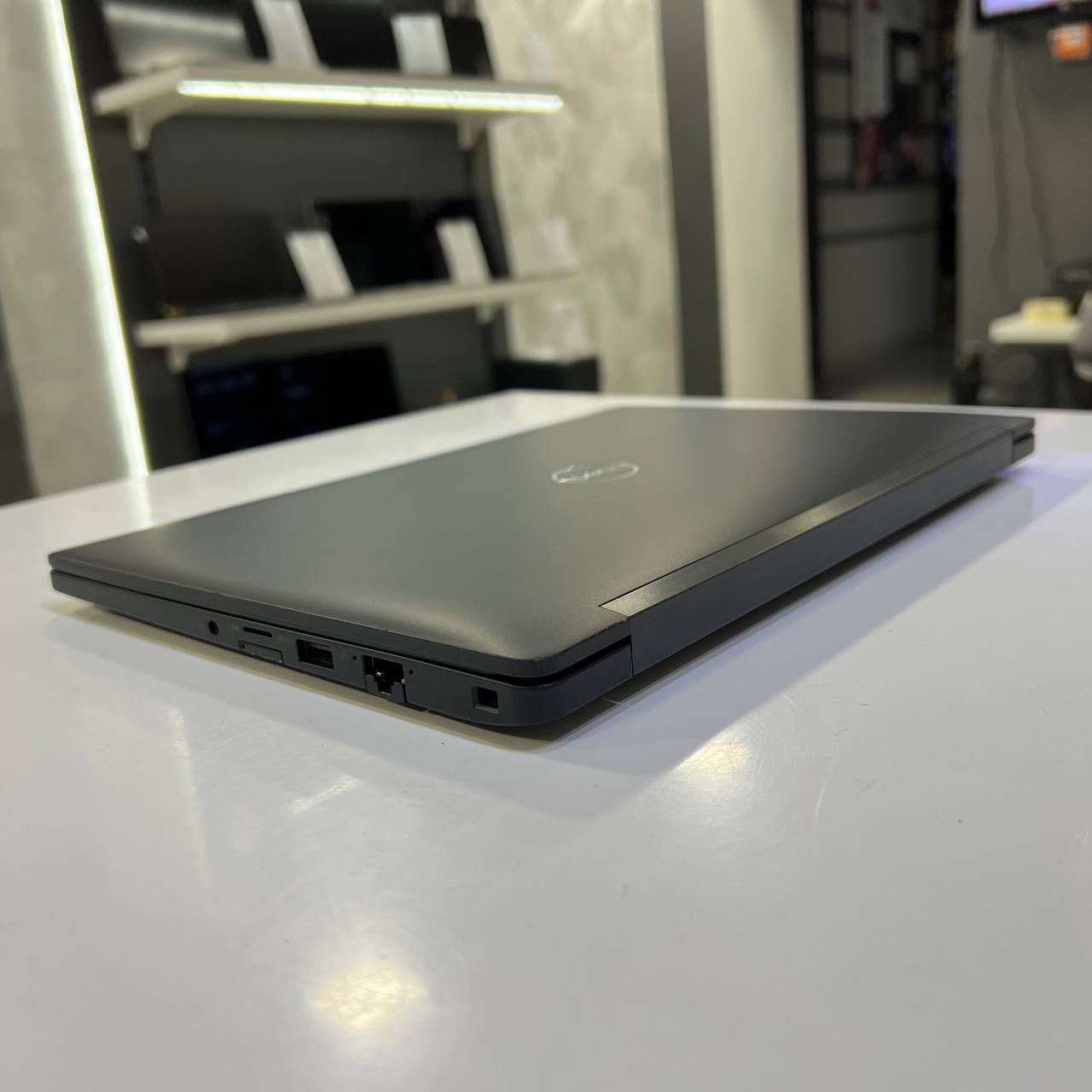 Dell Latitude 7390 Intel Core i7-8650U/16Gb/256Gb SSD/Win11 (вживаний)