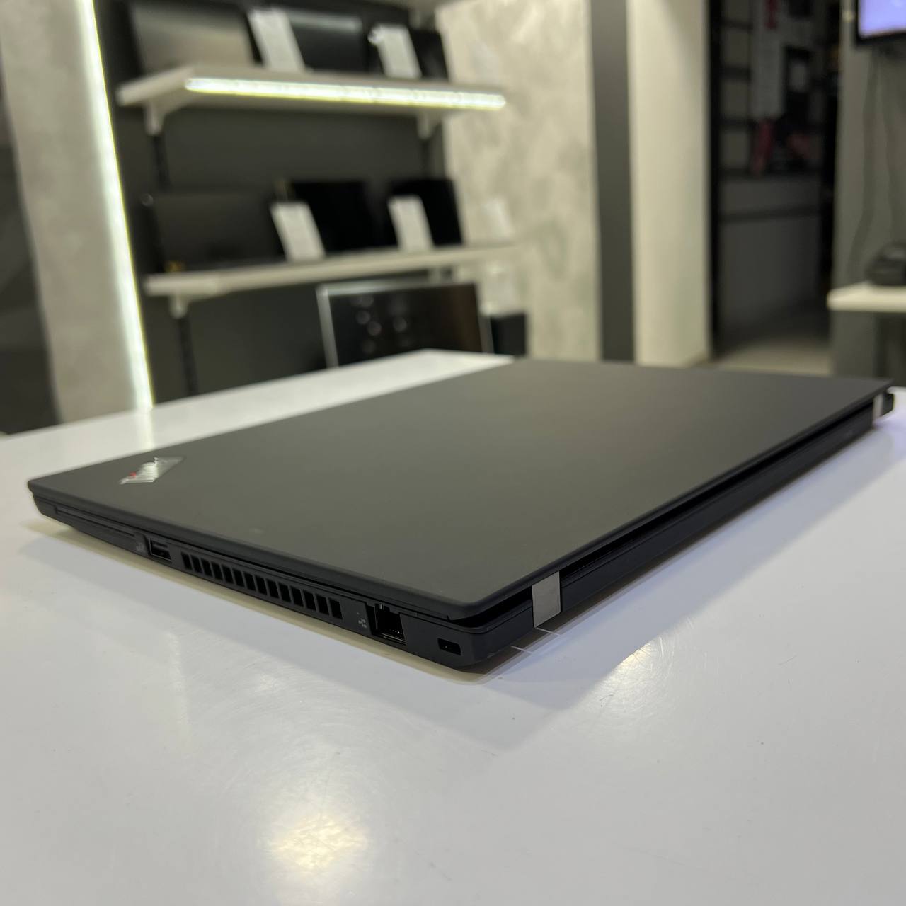 Lenovo ThinkPad T14 Gen 1 Intel Core i7-10510U/16Gb/256Gb SSD/Win11 (вживаний)