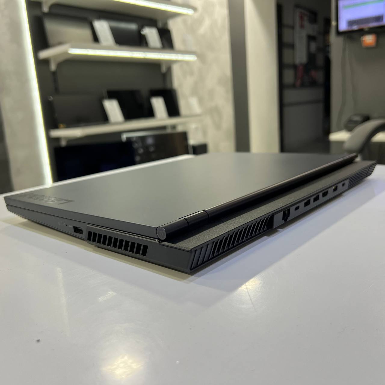 Lenovo Legion 5 Ryzen 5 4600H/GTX1650TI 4Gb/16Gb/512Gb SSD/Win11 (вживаний)