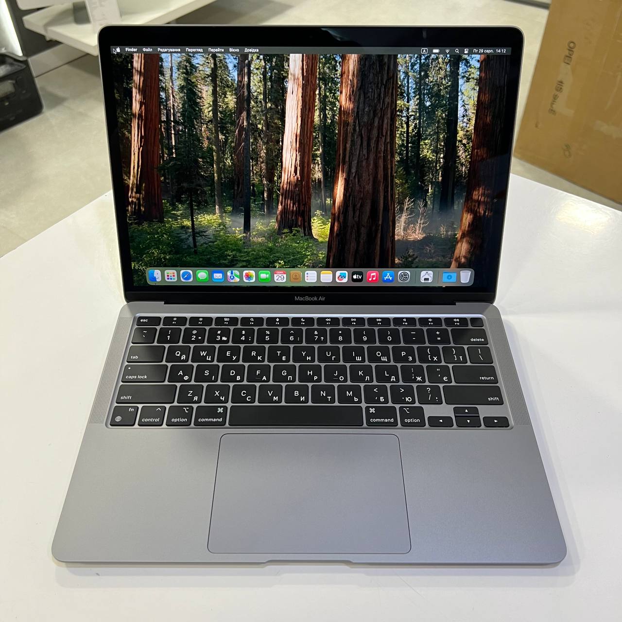 MacBook Air A2337 (2020) Apple M1/8Gb/256Gb SSD/Sequoia (вживаний)
