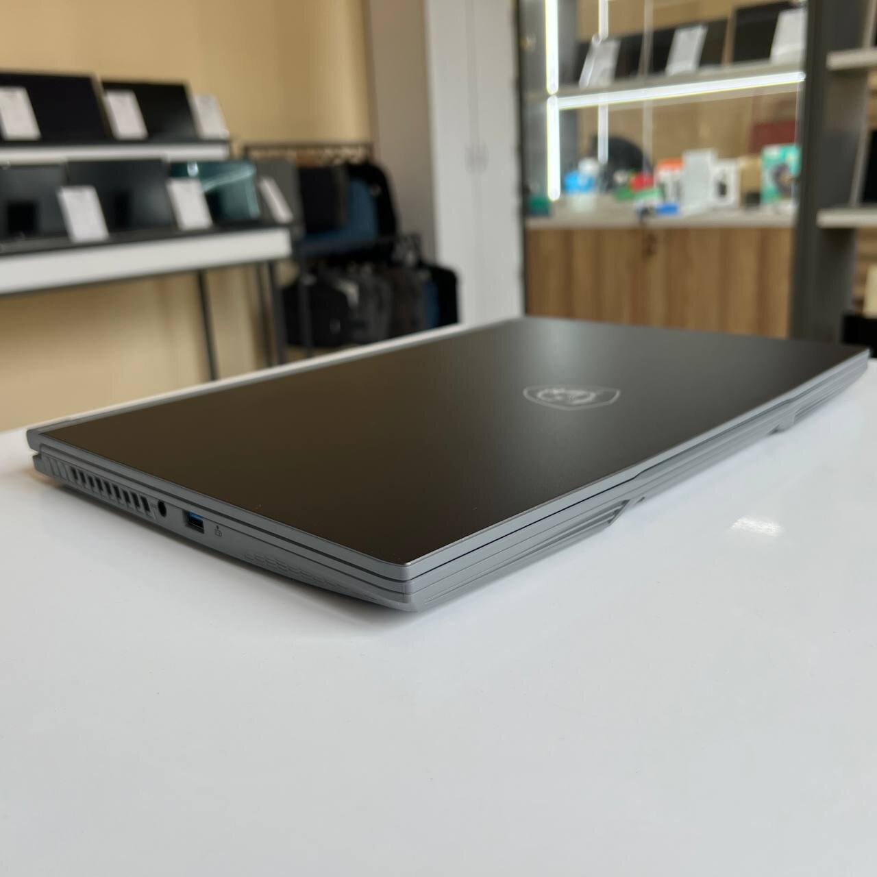 MSI Thin 15 B13VE Intel Core i7-13620H/RTX4050 6Gb/16Gb/512Gb SSD/Win11 (вживаний)