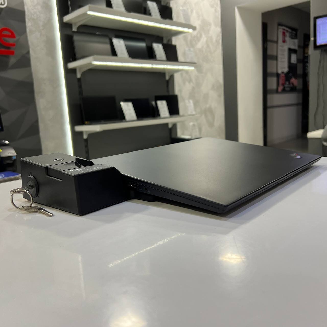 Lenovo ThinkPad T490 Intel Core i7-8665U/8Gb/256Gb SSD/Win11 (вживаний)